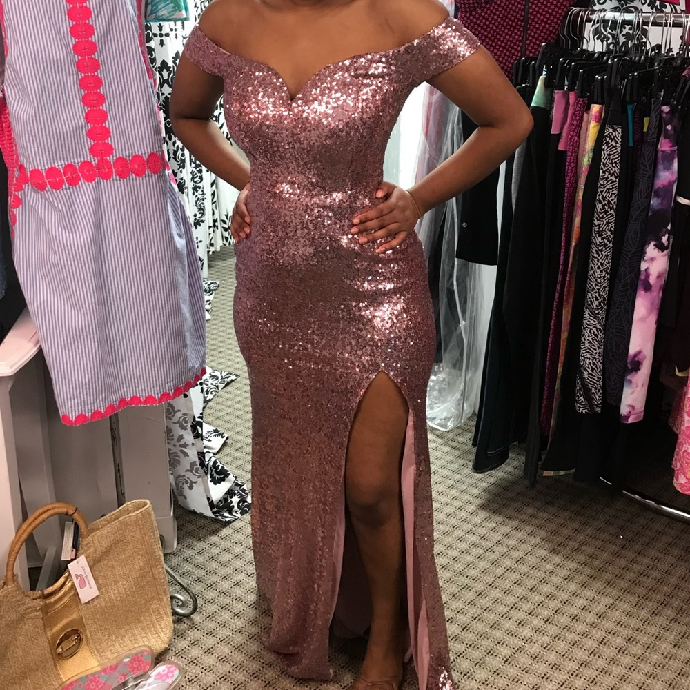 Rose gold/pink sequin dress
